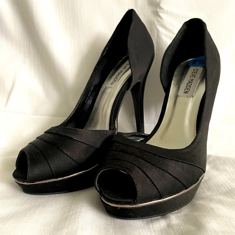 Steve Madden Peep-toe Platform Stilettos